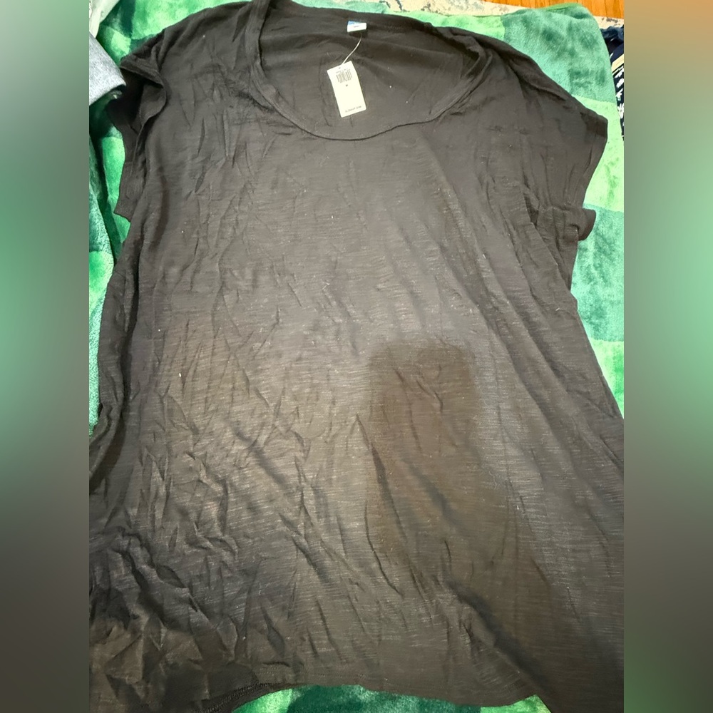 Old Navy Women's Black Luxe Short Sleeve Tee - Picture 2 of 5